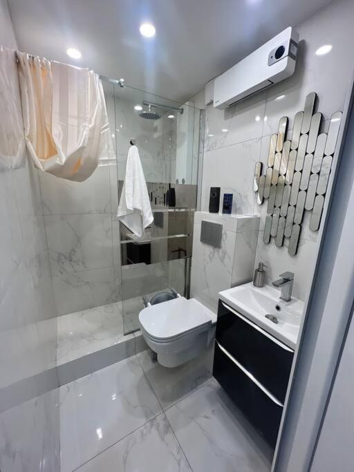 Maison Appartement Triplex Avec Jacuzzi Et Sauna 圣艾蒂安 外观 照片
