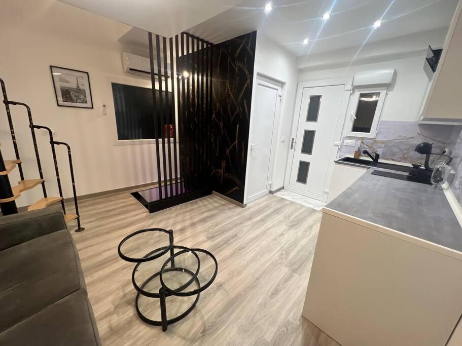 Maison Appartement Triplex Avec Jacuzzi Et Sauna 圣艾蒂安 外观 照片